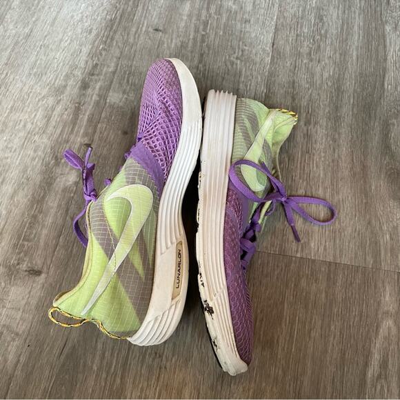 Nike Lime and Purple Lace Up Tennis Shoes 9 - Picture 4 of 7